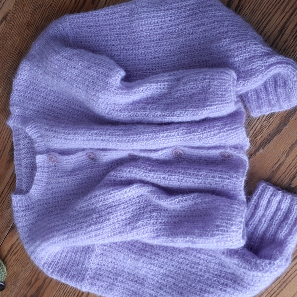 New powder Soft Sweater - Picture 3 of 8